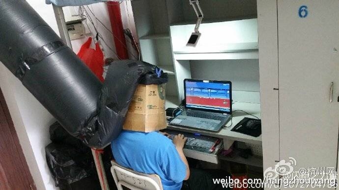 自制防二手烟呼吸装置 大学生自制防二手烟呼吸装置震惊网友